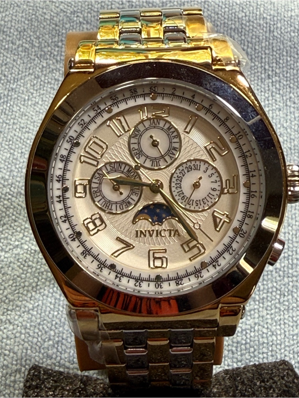 Invicta Specialty Collection 15087